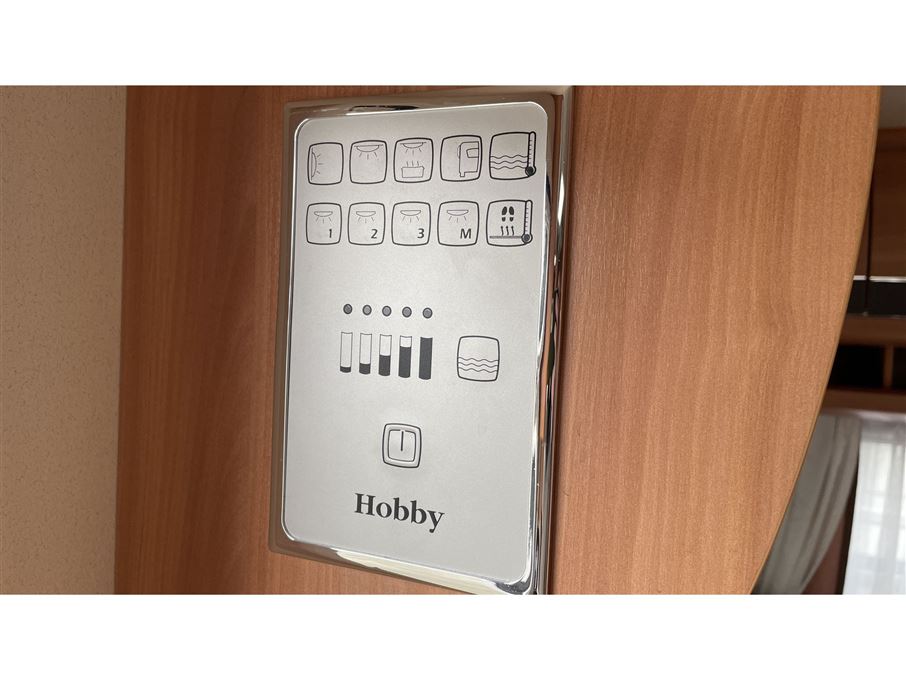 Hobby De Luxe 650 KMFe